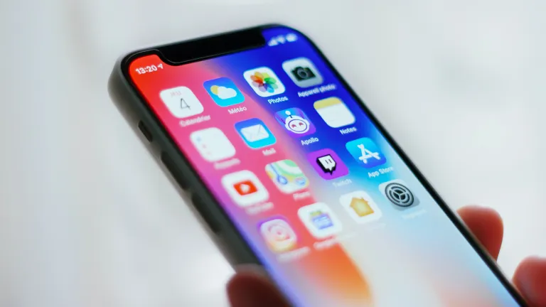 10 Reasons Why More People Are Switching to Telegram and WhatsApp Instead of Other Messaging Apps