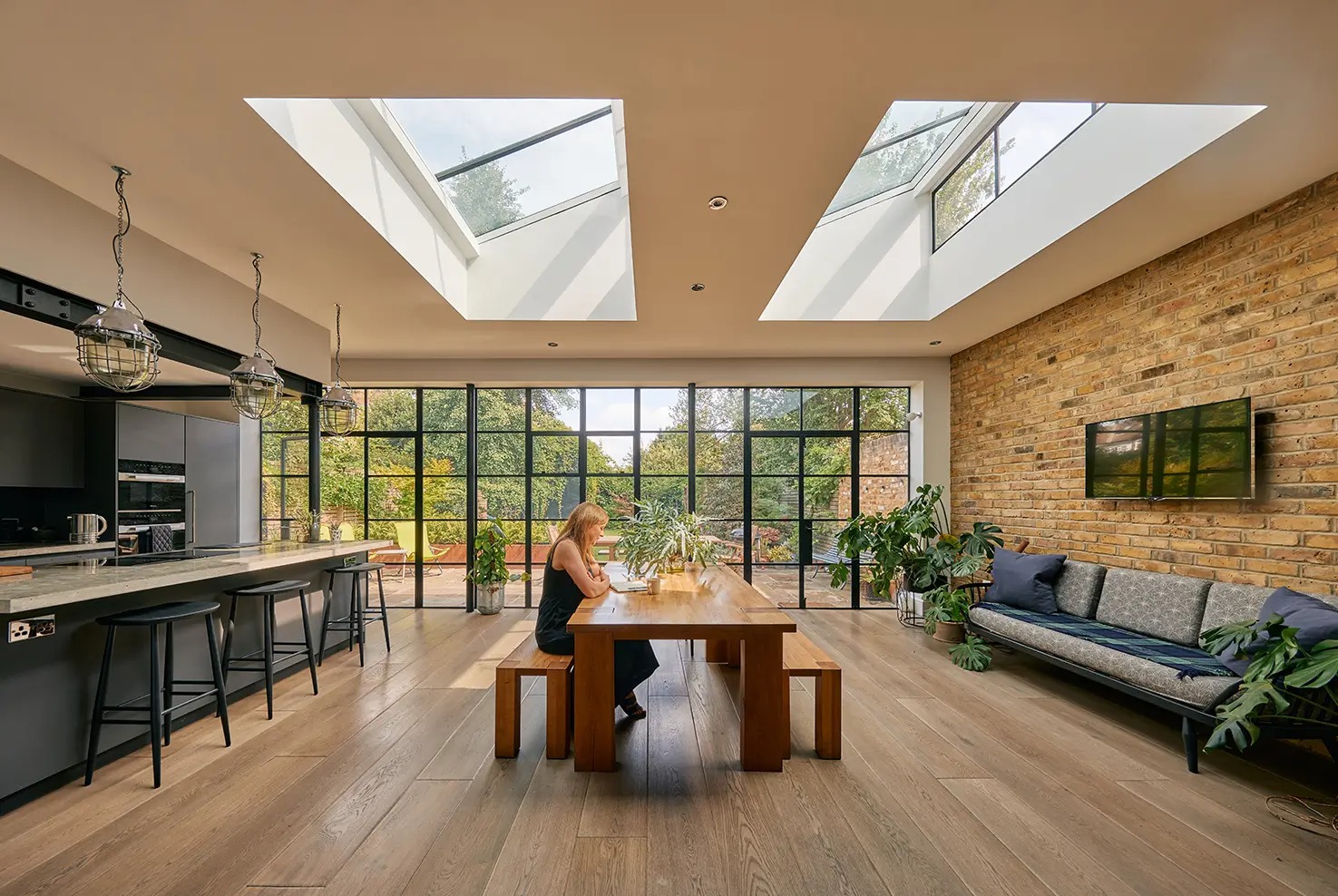 Energy Efficiency and Comfort with Opening Rooflights for Flat Roofs