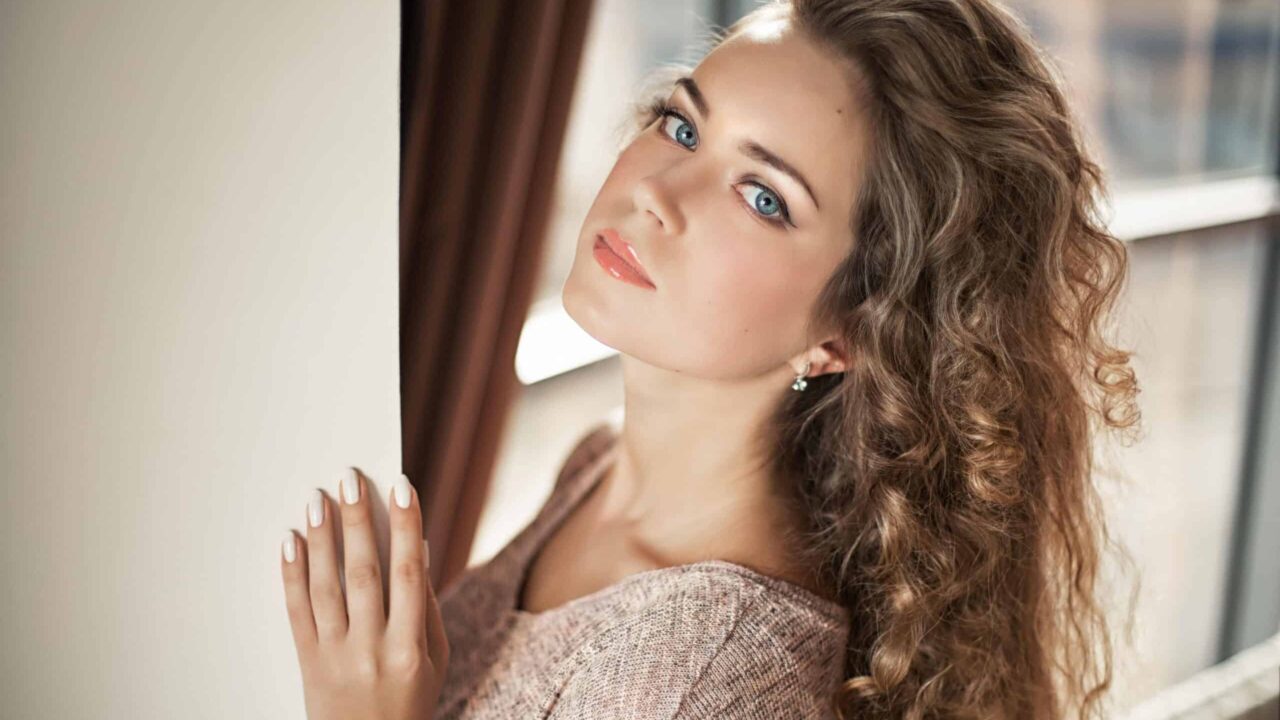 Achieving Glowing Skin: The Science Behind Effective Skincare