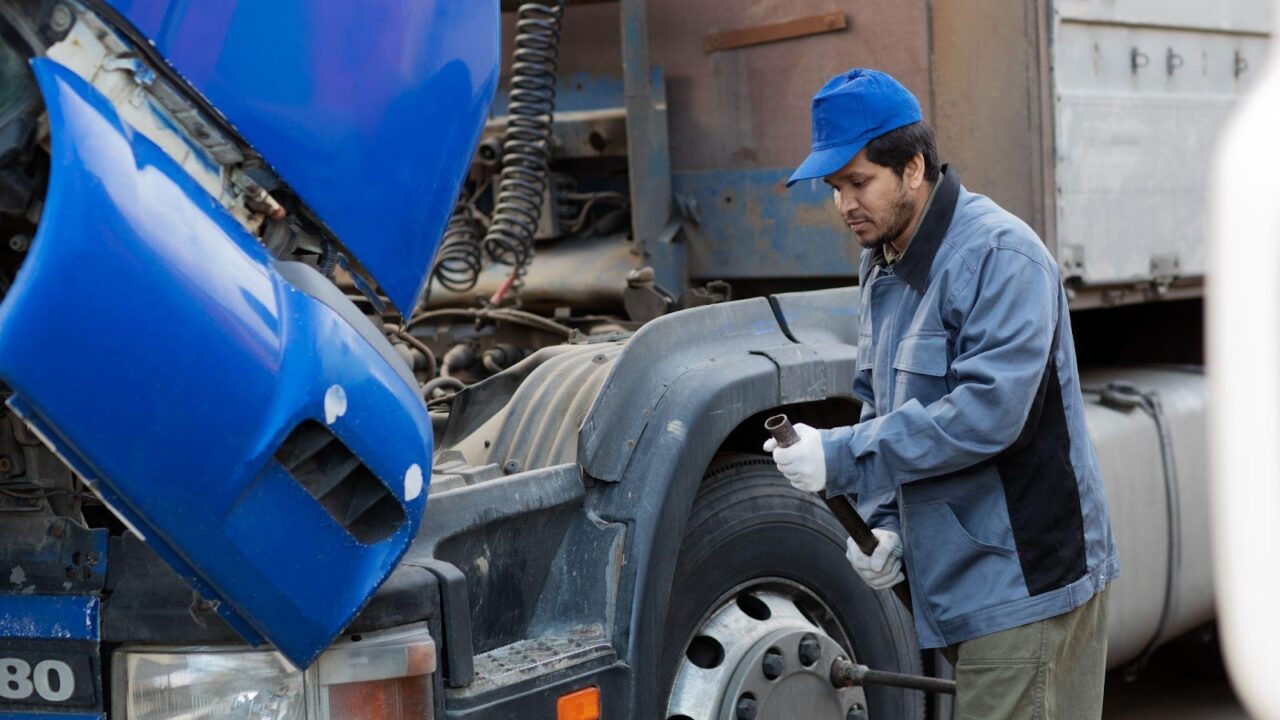 Truck Accidents in Alabama: Why Contributory Negligence Makes These Cases Uniquely Demanding and What Wins Them
