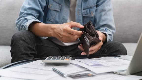 Pay Down Debt Or Keep Cash? Preparing A Decision Review With Your CPA
